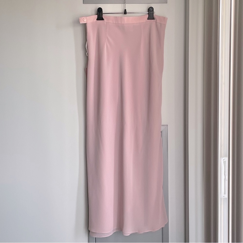 JOSEPH RIBKOFF Blush Pink Skirt - Picture 3 of 6